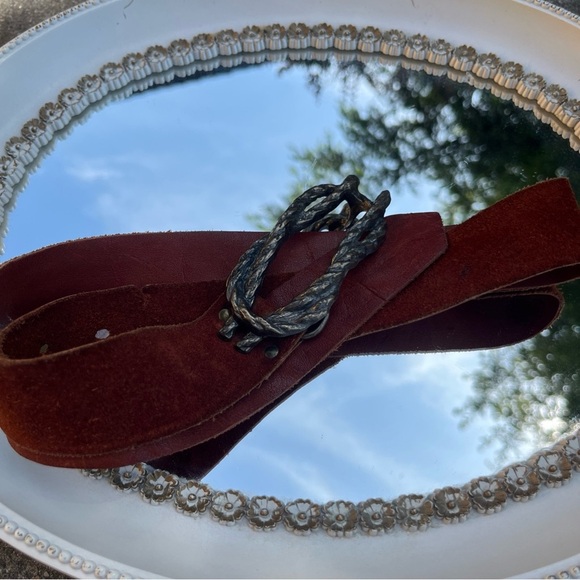 Vintage Split Suede Belt Womens Small Western Cowgirl Boho Rodeo 26-32” - Picture 2 of 8